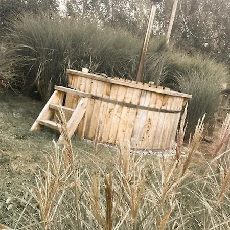 Margot With Hot Tub In Private Garden * Kaprijke